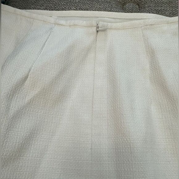 Kasper White suit vintage button top & skirt lined pearl buttons Small Retro Y2K - Picture 12 of 16